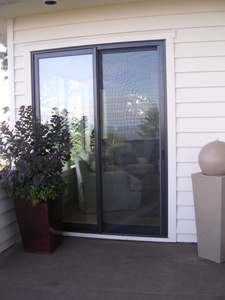 Single Slider Retractable Screen