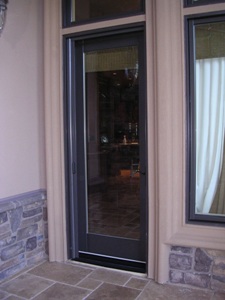 Single Retractable Screen Door