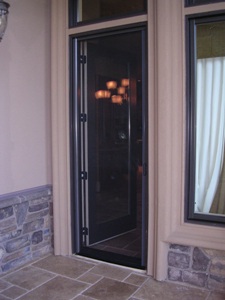 Single Retractable Screen Door